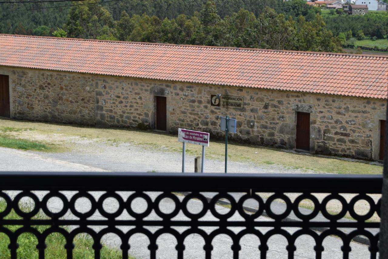 Pension De Moraime Exterior photo
